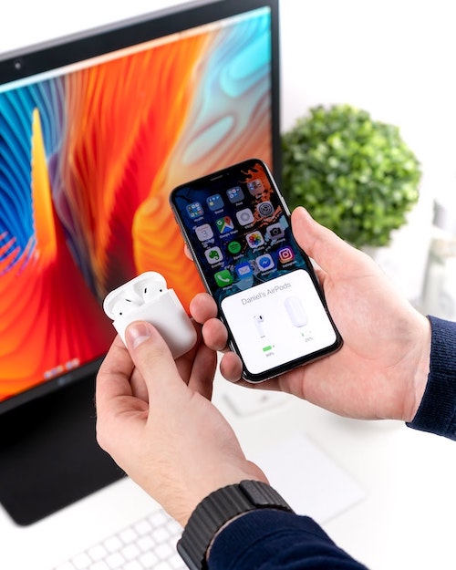 Fix AirPods Keep Disconnecting or Cutting from iPhone when Streaming Songs or During Calls