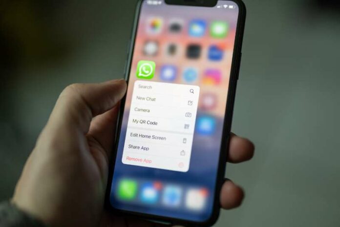 List of iPhone Models Supported by WhatsApp Messaging App