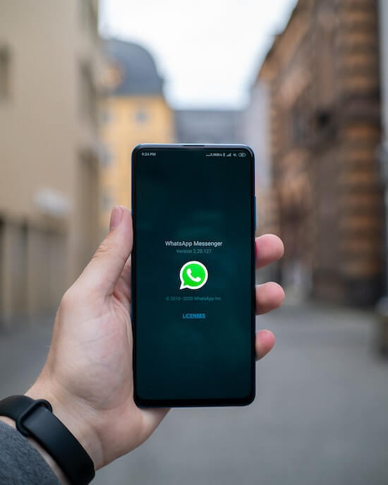 Ways-to-Delete-WhatsApp-Call-History-Instantly-on-iPhone-or-Android